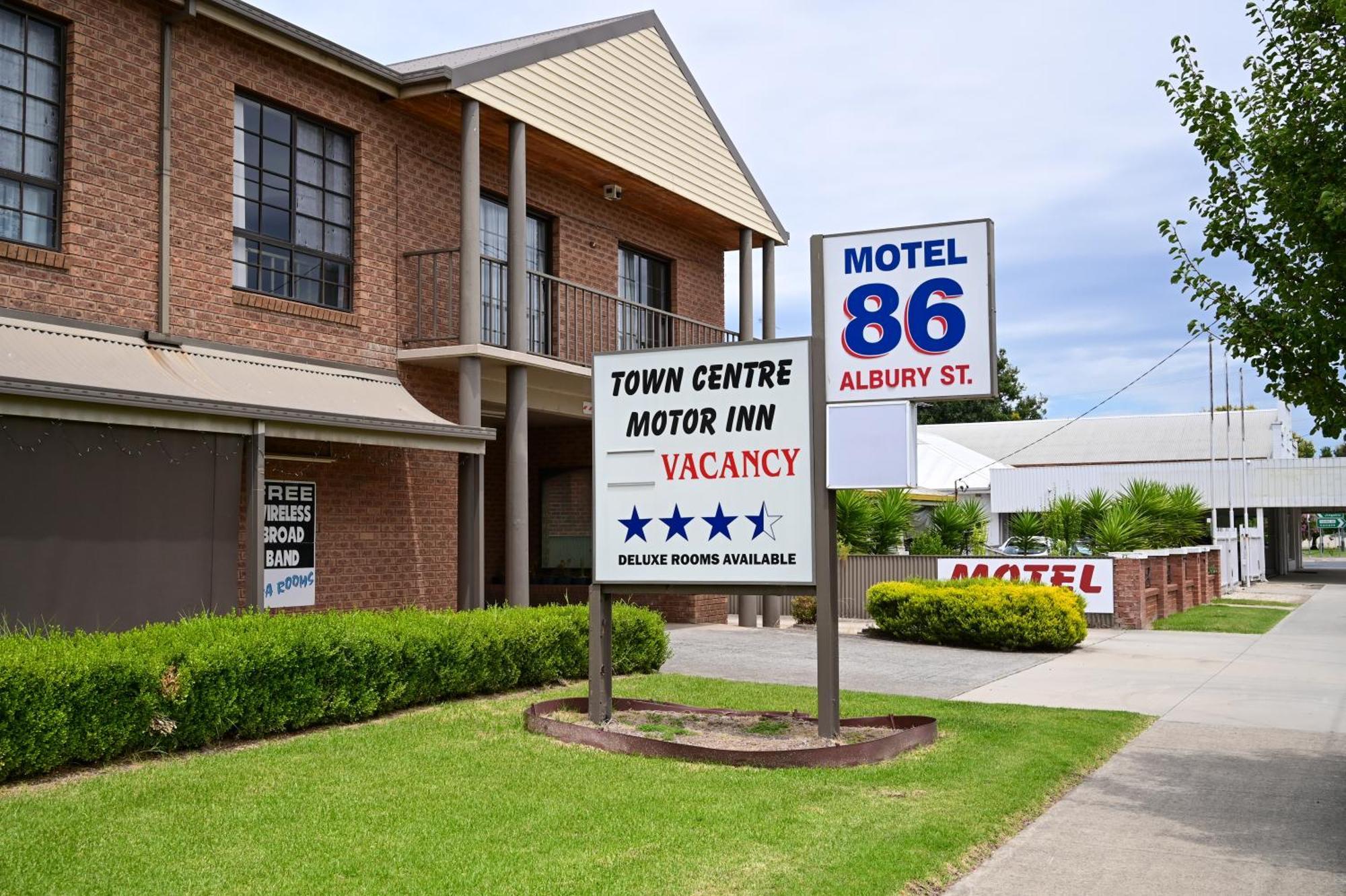 Holbrook Town Centre Motor Inn Exteriör bild