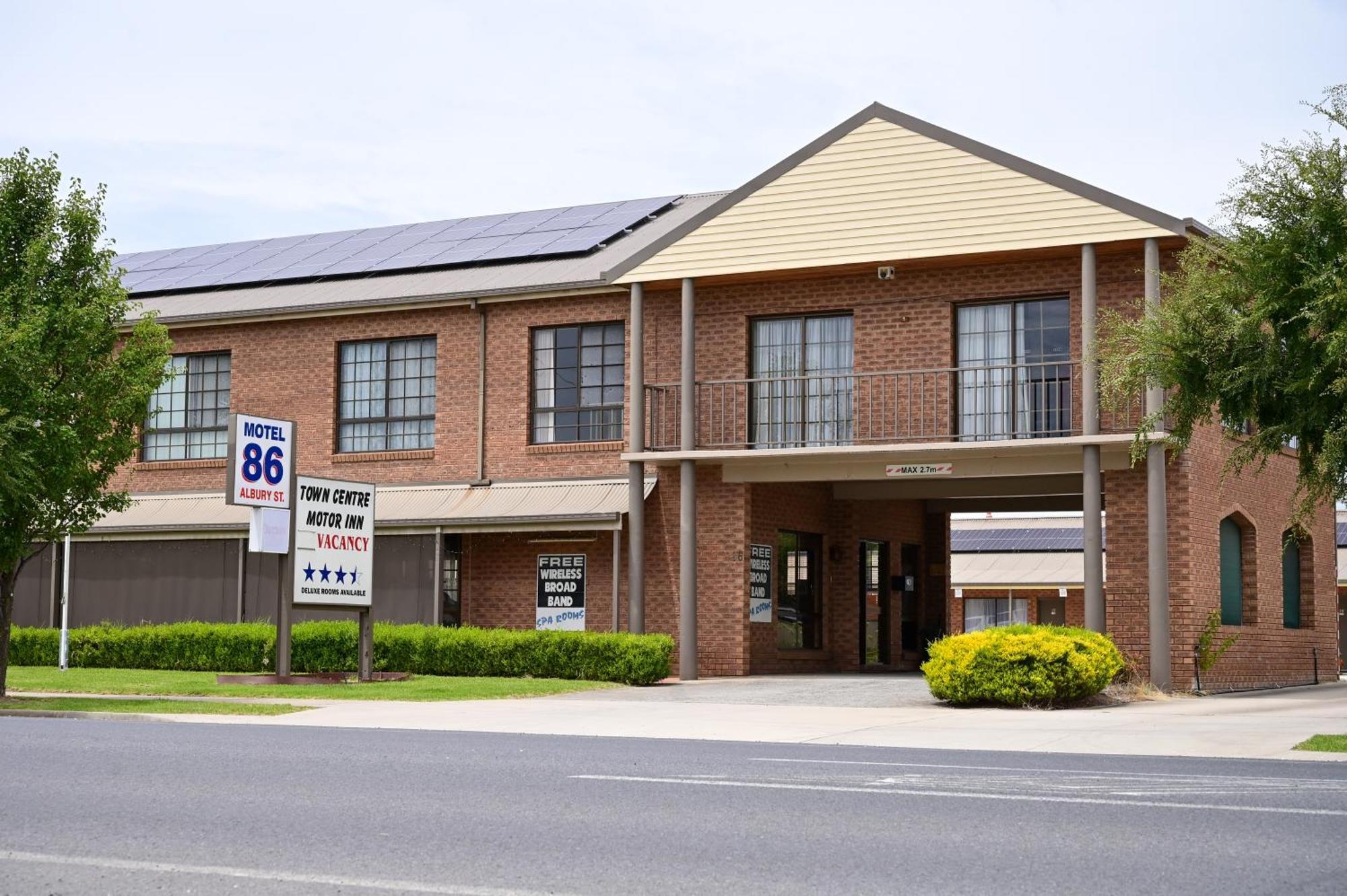 Holbrook Town Centre Motor Inn Exteriör bild