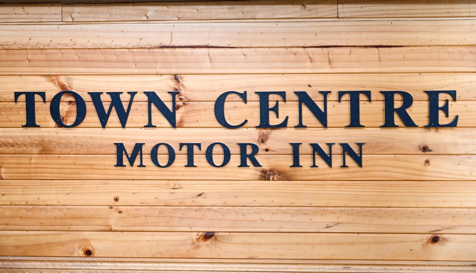 Holbrook Town Centre Motor Inn Exteriör bild