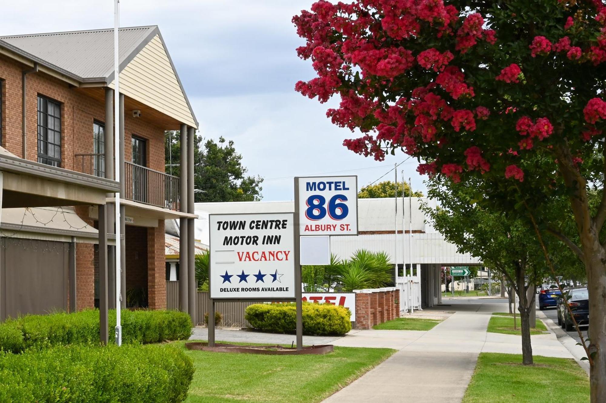 Holbrook Town Centre Motor Inn Exteriör bild