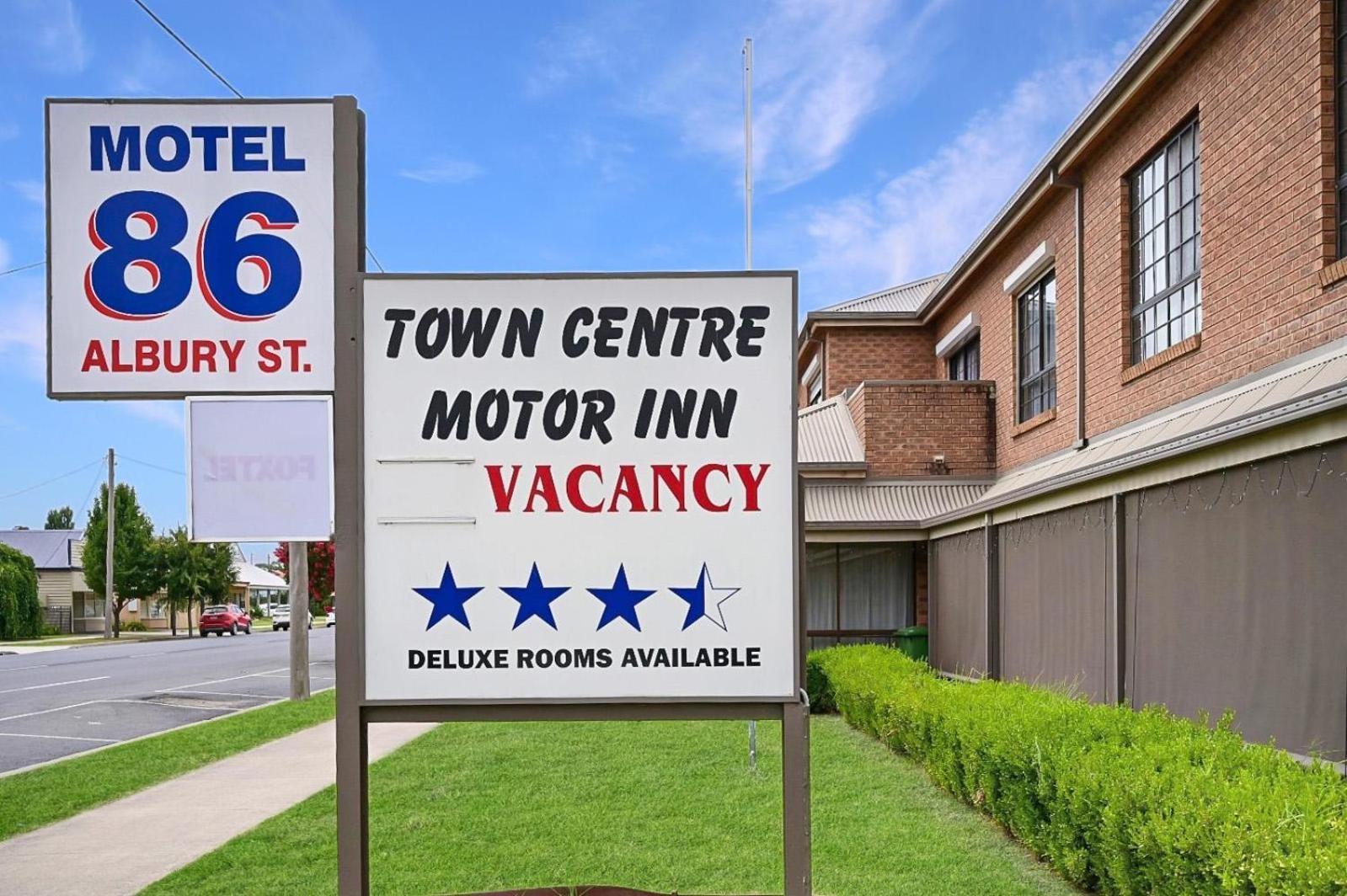 Holbrook Town Centre Motor Inn Exteriör bild